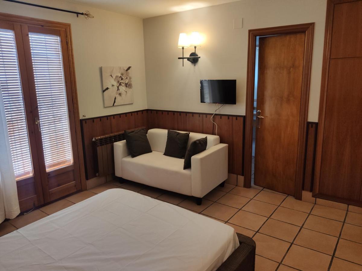 Hostal Tastavins Peñarroya de Tastavins Екстериор снимка