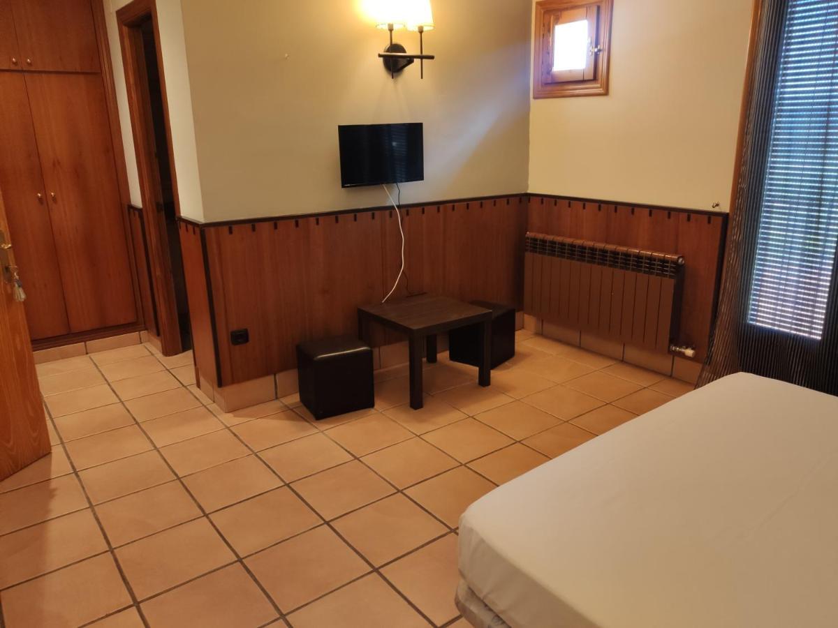 Hostal Tastavins Peñarroya de Tastavins Екстериор снимка