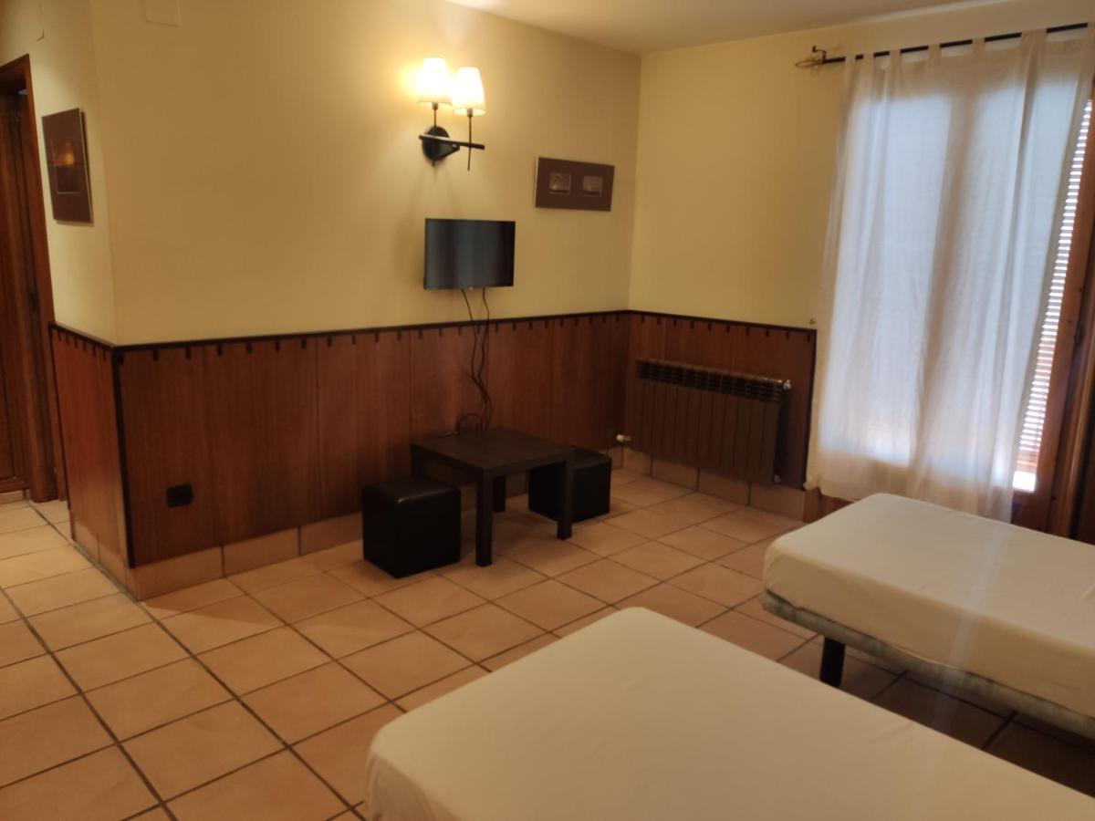 Hostal Tastavins Peñarroya de Tastavins Екстериор снимка