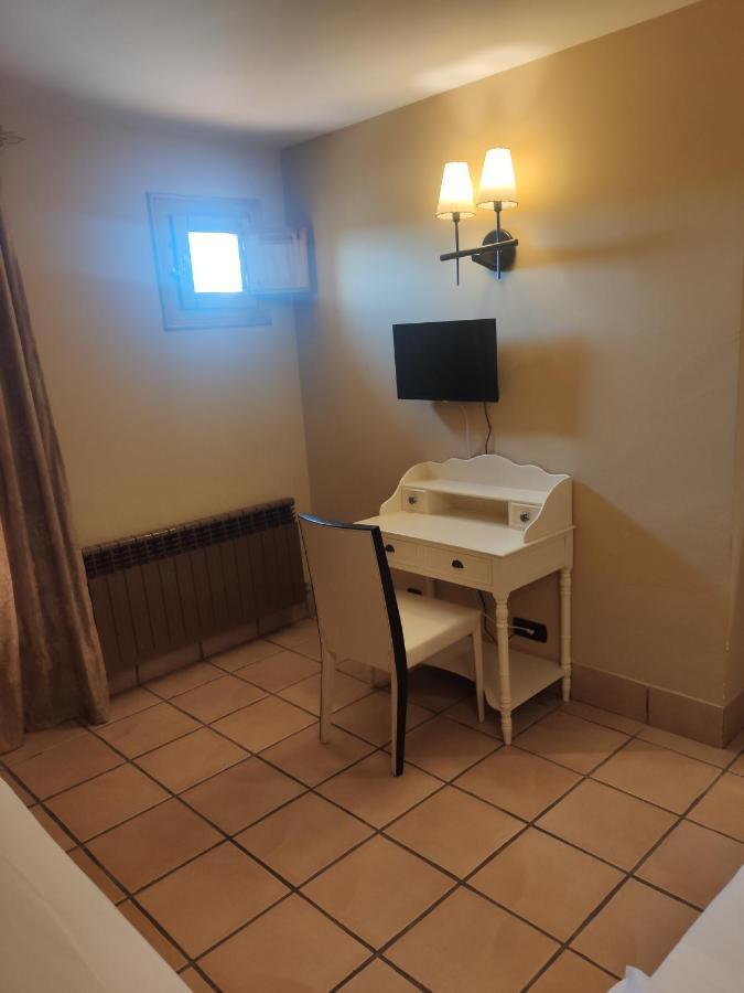 Hostal Tastavins Peñarroya de Tastavins Екстериор снимка