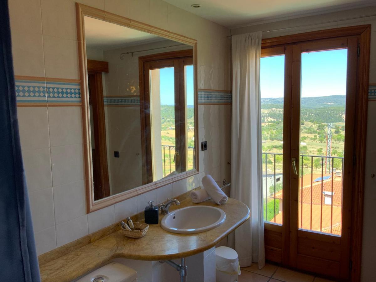 Hostal Tastavins Peñarroya de Tastavins Екстериор снимка